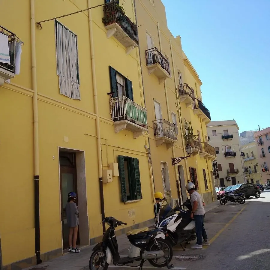 Rosadamare Appartamento Trapani 0*,  Italie